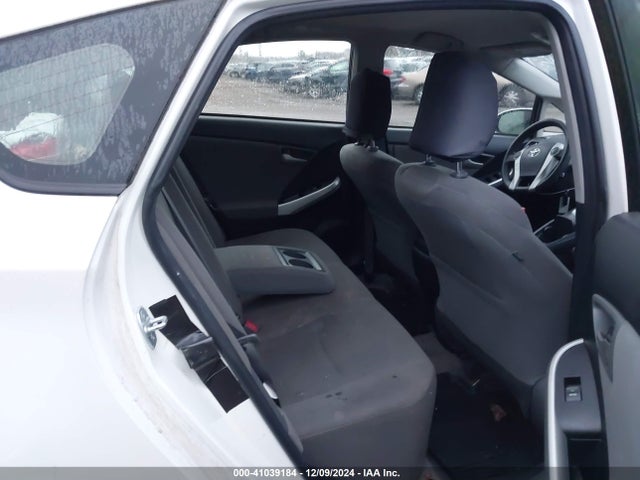 Toyota Prius Two 2015 JTDKN3DU2F0407030 Image 8