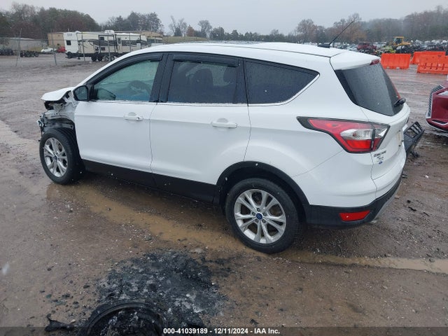 Ford ESCAPE SE 2017 1FMCU9G9XHUB49039 Image 3