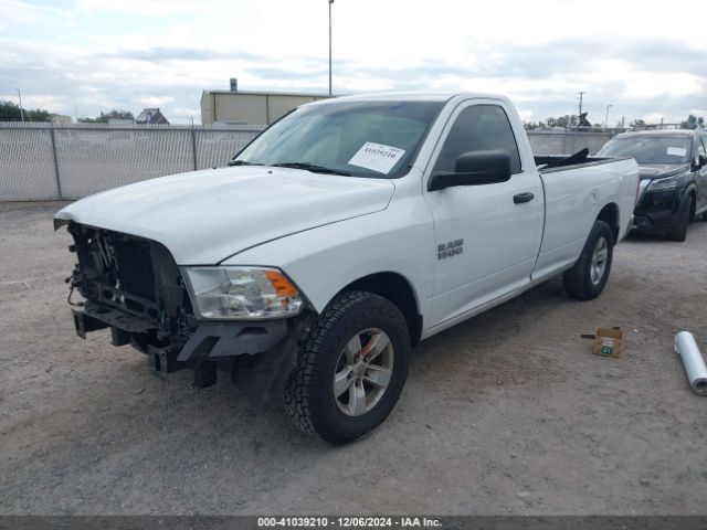 3C6JR6DG3JG122702 RAM 1500 Tradesman  4x2 8' Box