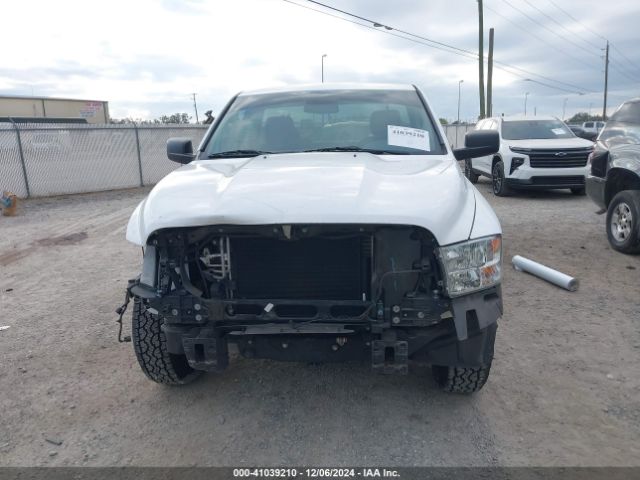 3C6JR6DG3JG122702 RAM 1500 Tradesman  4x2 8' Box