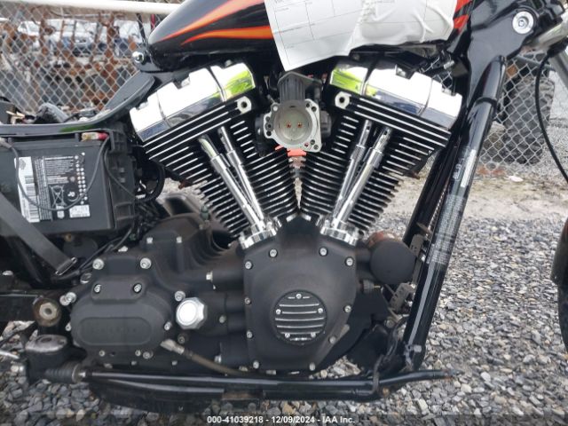 2010 HARLEY-DAVIDSON FXDWG 1HD1GP411AC329025 Photo 7