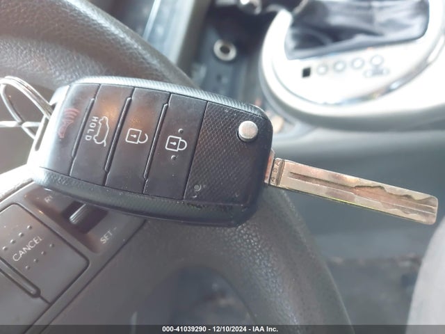 KNDPBCAC5E7588138 KIA Sportage Lx