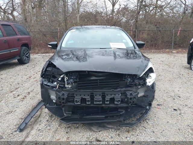 Ford FOCUS SE 2016 1FADP3F28GL314551 Image 13