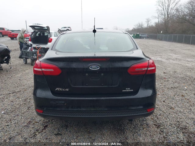 Ford FOCUS SE 2016 1FADP3F28GL314551 Image 17