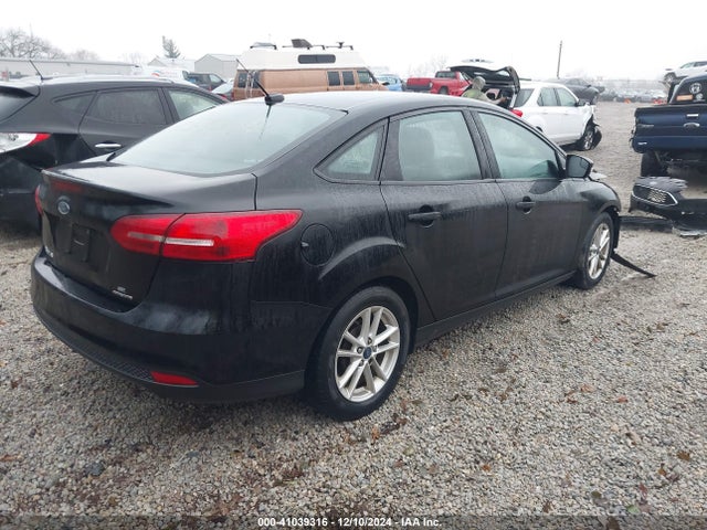 Ford FOCUS SE 2016 1FADP3F28GL314551 Image 4