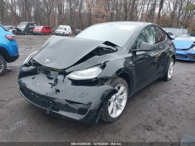 7SAYGDEE7NF392786 Tesla Model Y Long Range Dual Motor All-wheel Drive