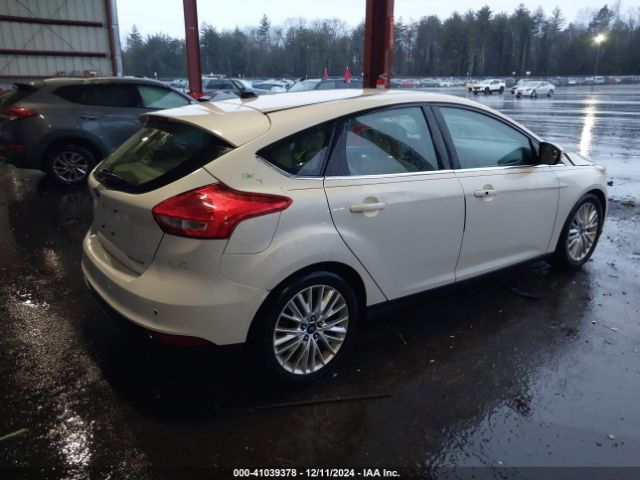 1FADP3N29GL222933 Ford Focus Titanium