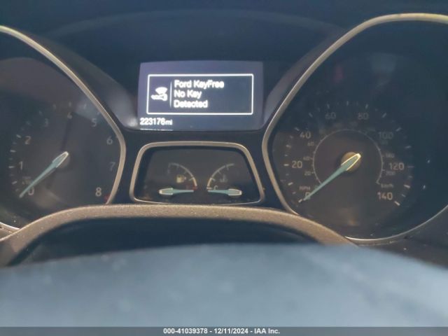 1FADP3N29GL222933 Ford Focus Titanium