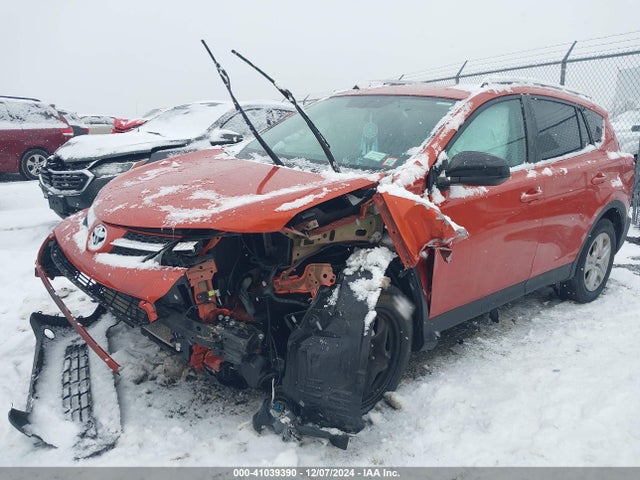 Toyota RAV4 LE 2015 2T3BFREV1FW328130 Image 2