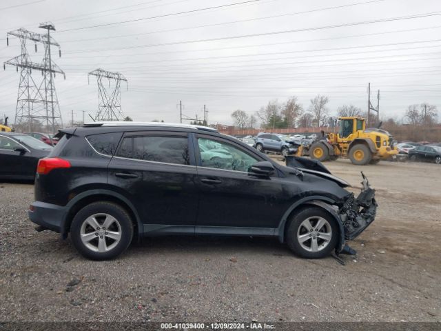 2T3RFREVXEW188155 Toyota Rav4 Xle