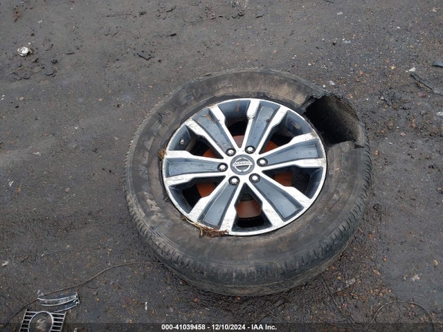 JN8AY2ND8K9093583 Nissan Armada Sl