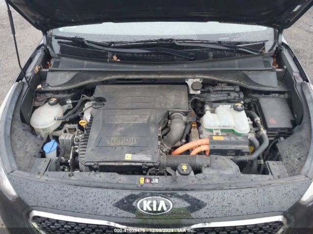 KNDCB3LC4H5037663 KIA NIRO LX