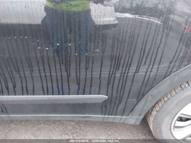 KNDCB3LC4H5037663 KIA NIRO LX