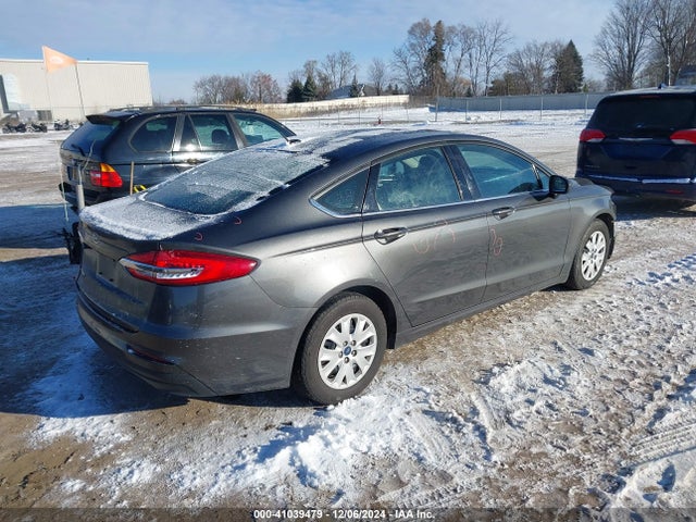 3FA6P0G70KR209594 Ford FUSION S