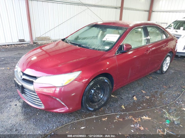 Toyota CAMRY LE 2015 4T1BF1FK2FU900479 Image 2