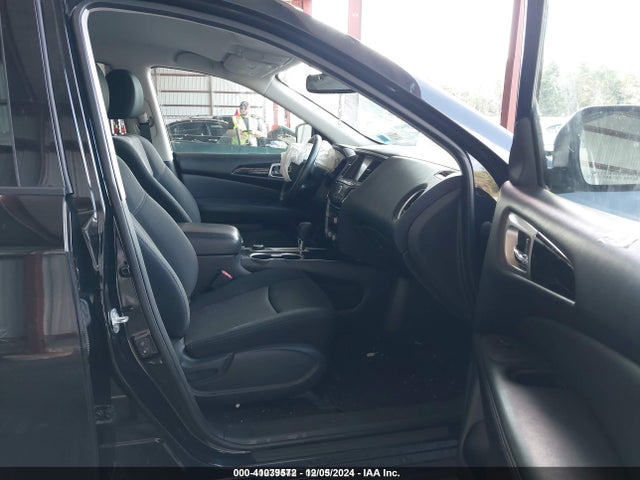 5N1DR2MM6JC664430 Nissan Pathfinder Sv