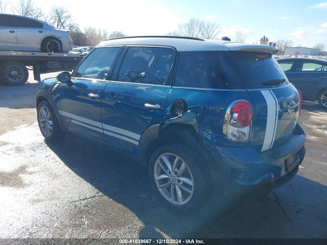2011 MINI COOPER S COUNTRYMAN WMWZC5C57BWL54582 Photo 2