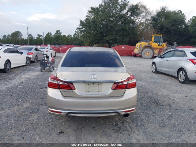 Honda ACCORD LX 2017 1HGCR2F33HA086587 Image 17