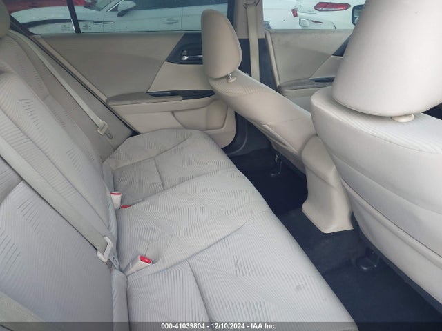 Honda ACCORD LX 2017 1HGCR2F33HA086587 Image 8