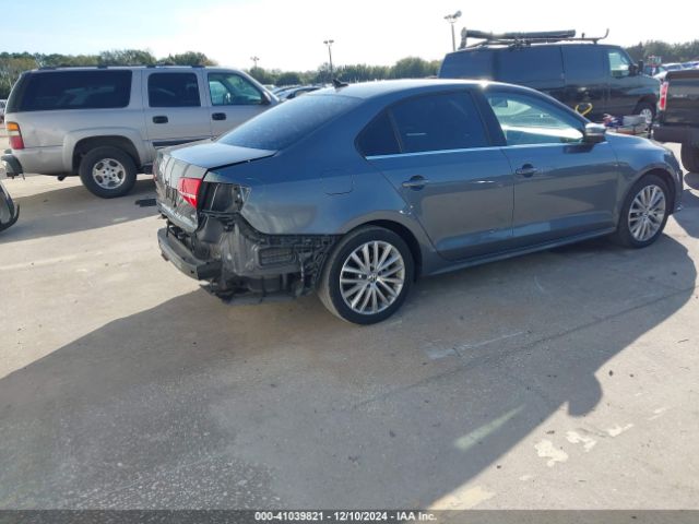 3VWD17AJ3FM276285 Volkswagen Jetta 1.8t Se