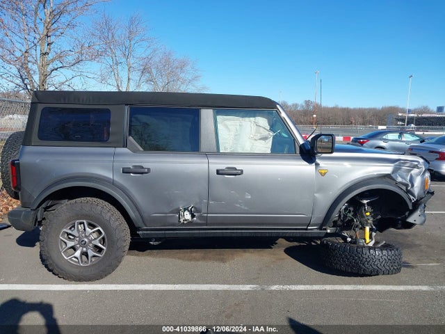 Ford Bronco Badlands 2024 1FMEE9BP7RLA45627 Image 13