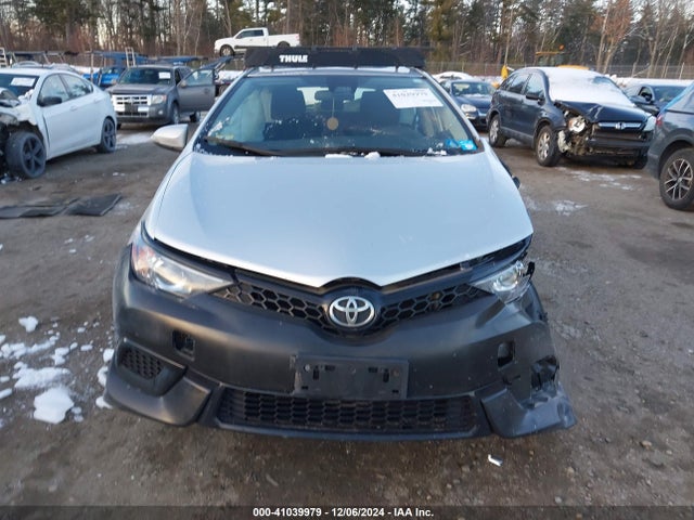 JTNKARJE7JJ575644 Toyota COROLLA IM