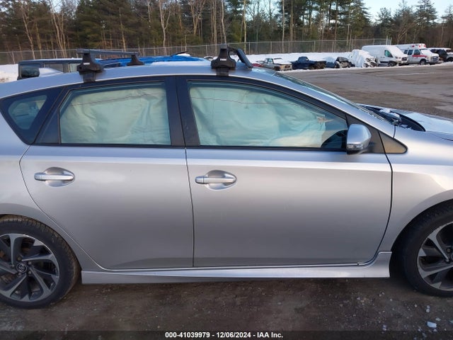 JTNKARJE7JJ575644 Toyota COROLLA IM