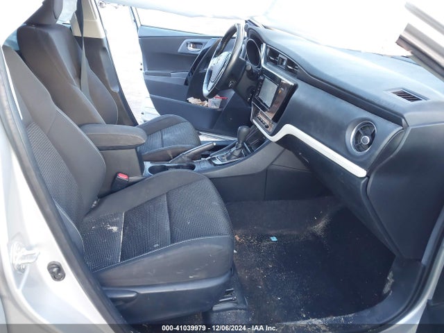 JTNKARJE7JJ575644 Toyota COROLLA IM