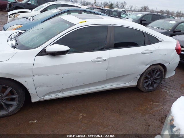 Honda CIVIC EX 2019 19XFC1F35KE000160 Image 13