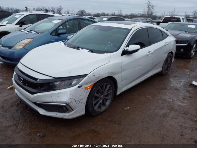 Honda CIVIC EX 2019 19XFC1F35KE000160 Image 2