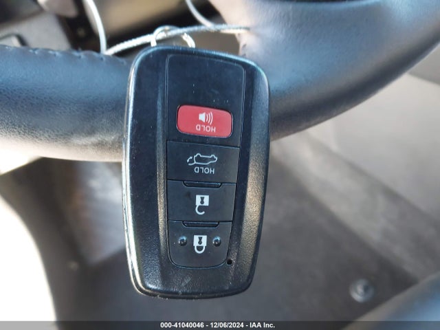 4T3E6RFV9RU141489 Toyota Rav4 Hybrid Xse