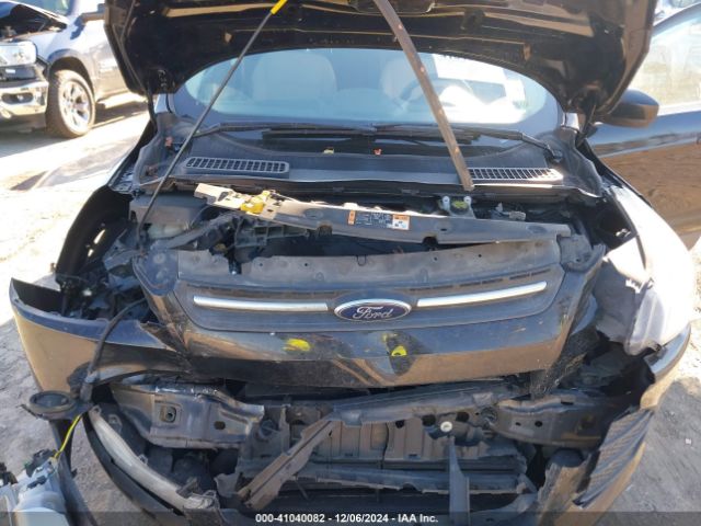 1FMCU9GX8GUC52098 Ford ESCAPE SE