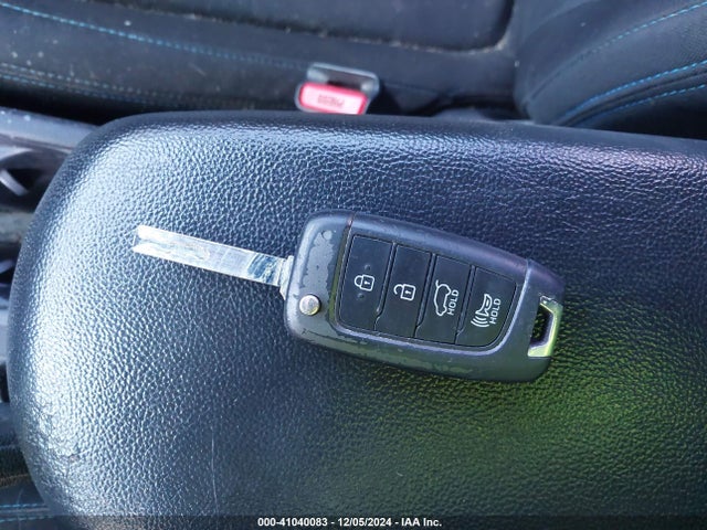 Hyundai Veloster 2.0 2019 KMHTG6AF0KU009304 Image 11