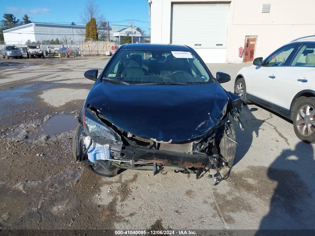 2T1BURHE1JC069580 Toyota COROLLA LE