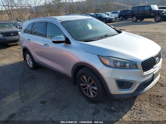 2016 5XYPGDA52GG108992 main image