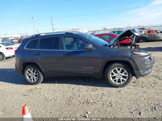 1C4PJMCS9HW602792 Jeep Cherokee Latitude 4x4