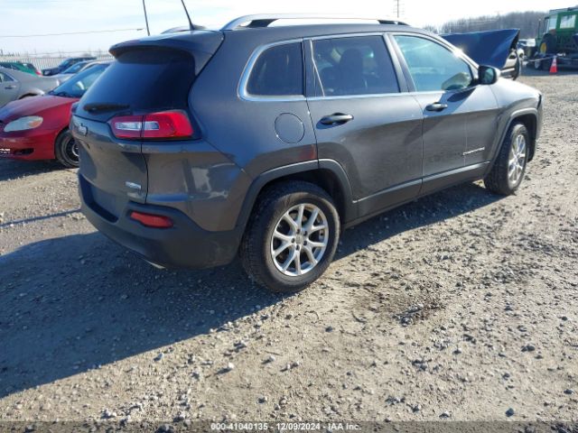 1C4PJMCS9HW602792 Jeep Cherokee Latitude 4x4