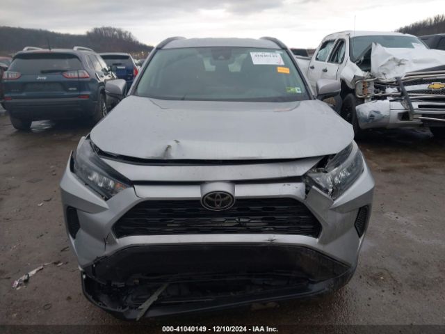 2T3G1RFV4MW219662 Toyota RAV4 LE
