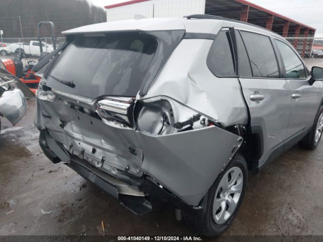2T3G1RFV4MW219662 Toyota RAV4 LE
