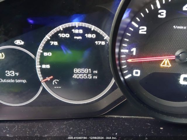 WP1AA2AY4KDA12700 Porsche Cayenne