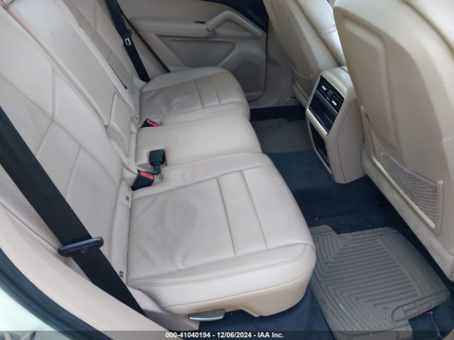 WP1AA2AY4KDA12700 Porsche Cayenne