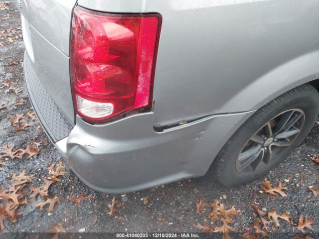 2C4RDGBG9FR689971 Dodge Grand Caravan Se Plus