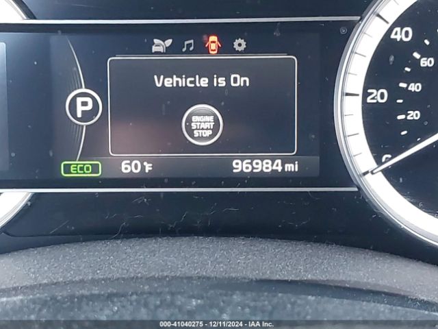 KNDCB3LC0H5076105 KIA NIRO LX