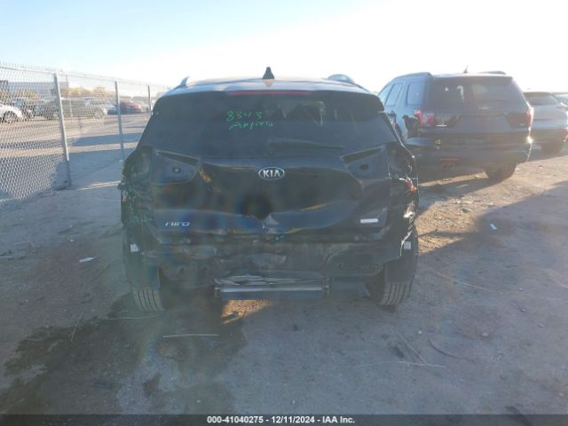 KNDCB3LC0H5076105 KIA NIRO LX