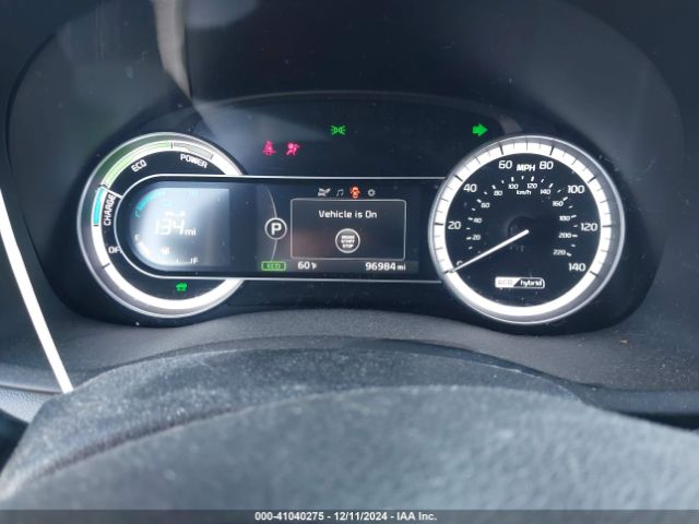 KNDCB3LC0H5076105 KIA NIRO LX