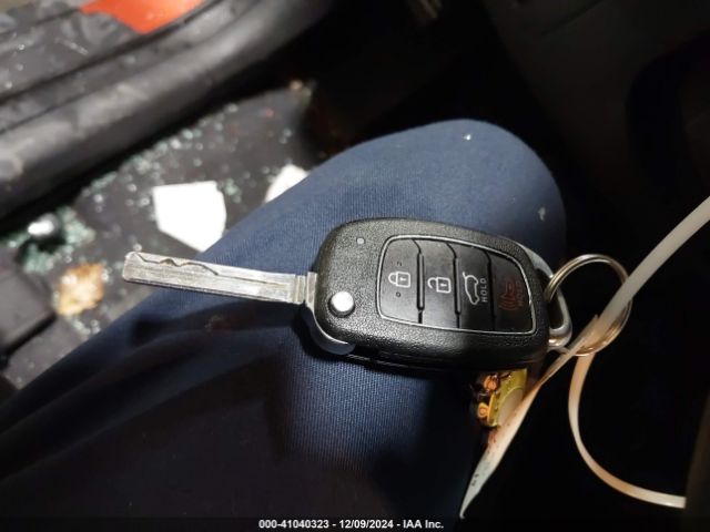 KM8J3CA26GU158600 Hyundai Tucson Eco