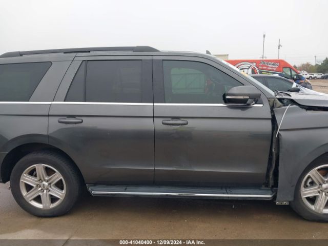 1FMJU1HT1KEA76258 Ford Expedition Xlt