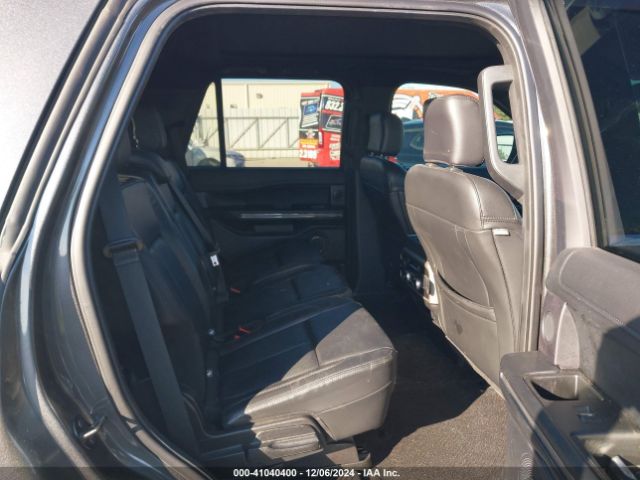 1FMJU1HT1KEA76258 Ford Expedition Xlt