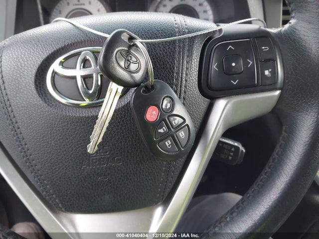 Toyota Sienna Se 8 Passenger 2015 5TDXK3DC1FS615550 Image 11