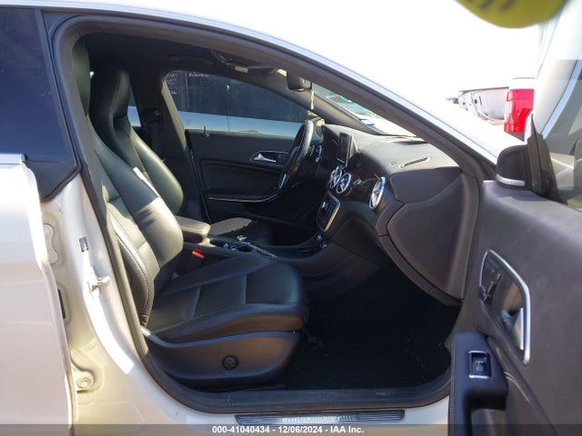 WDDSJ4GB4EN132098 Mercedes-Benz CLA 250 4MATIC